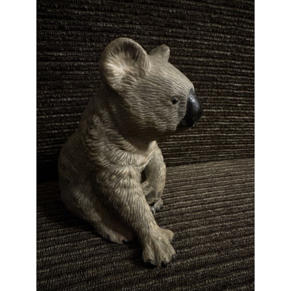 Royal Heritage Koala Bear Australian Porcelain Figurine, 4.5" Hand Painted - Picture 2 of 9